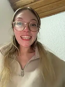 ReenKitty: онлайн-секс-чат