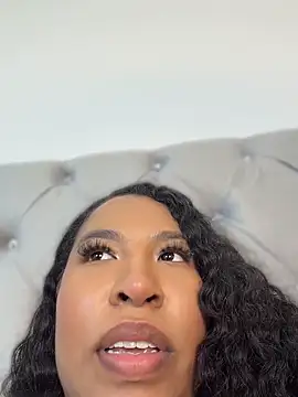 izzybelmonth12 live XXX chat