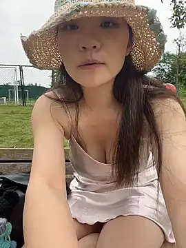 Chat XXX Live lucyxiaolulu