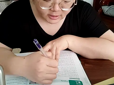 AngelwithEcup Chat XXX live