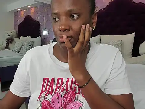 ema_chanel06 现场XXX聊天