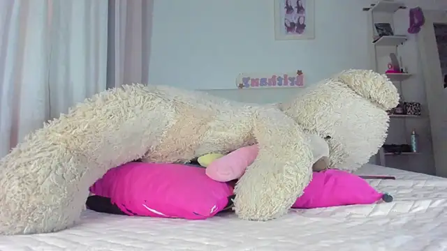 briitany_hot's Webcam Show