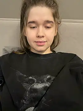 HornyGirlHのウェブカメラショー