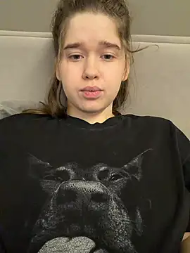 HornyGirlH: вебкам-шоу