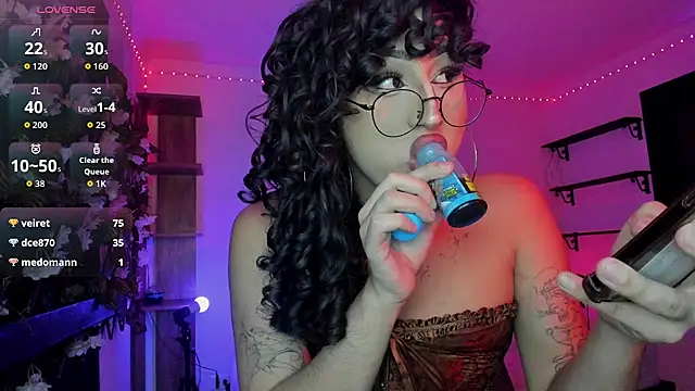 Heka_Prudence Pertunjukan Webcam