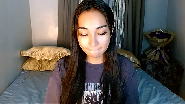 Chat XXX en directo de SweetLilly_18