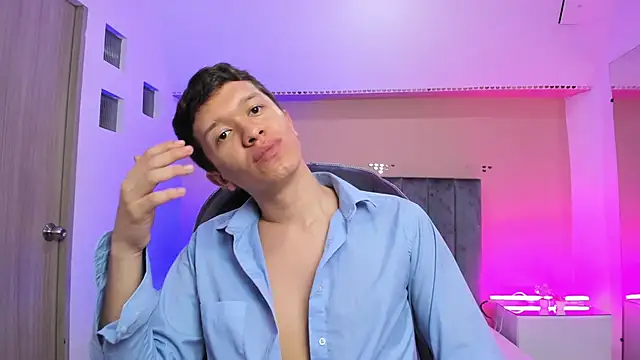 Czat XXX na żywo – ken_col