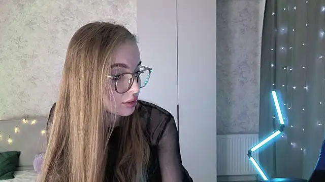 LissaCainのライブXXXチャット