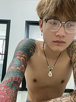 KK-cuteboy Show Webcam