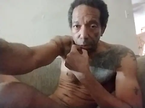 Pokazy przed kamerką – 247Srokin