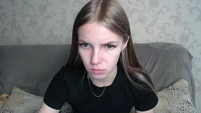 XXX chat uživo modela HitGyrl