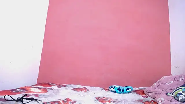 XXX chat uživo modela CurvyClimaxx