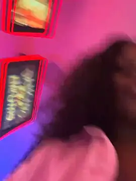 XXX chat uživo modela mochakaia