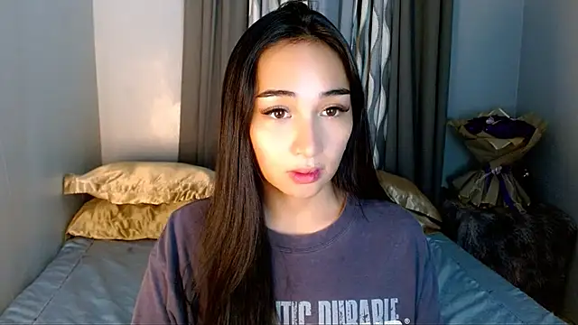 SweetLilly_18 Pertunjukan Webcam