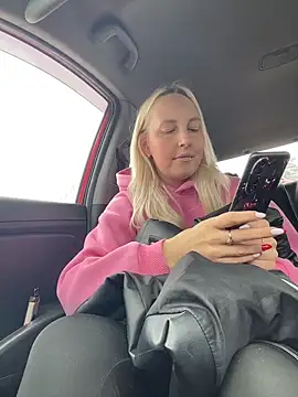 دردشة MerlinDave الجنسية المباشرة