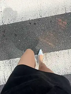 yimisun01 网络视讯表演