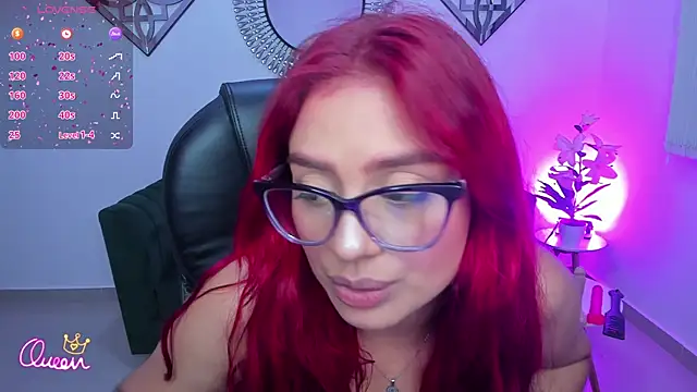 Онлайн чат XXX Raven-reyess