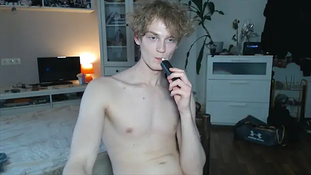 Daniel_Yumm webcam show