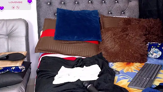 candy_sex_hot_'s Live XXX Chat