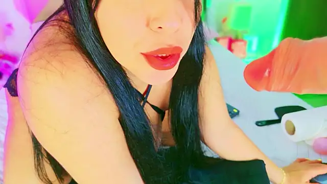 Živý XXX chat CharlootteEvans