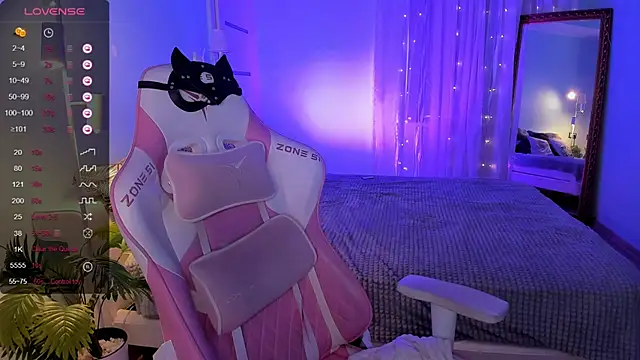 AnyaTaylor_ Webcam show