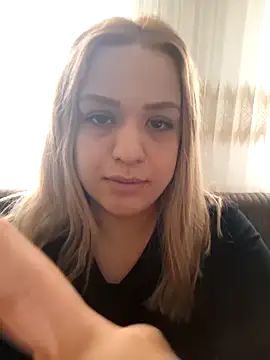 TutkuEvi Obrolan Langsung XXX