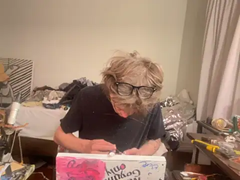 Pertunjukan Kamera Web XanderOzzz