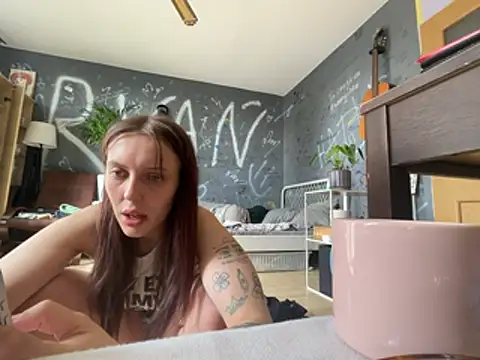 EmmaLyrica webkamerás műsora