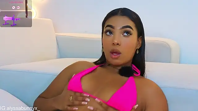 Alyssa_bunnyx Obrolan Langsung XXX