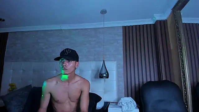 TysonMiller ওয়েবক্যাম শো