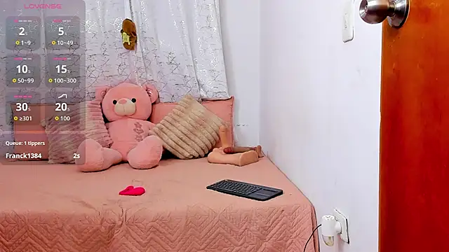 Lori_Evanss' Live XXX Chat