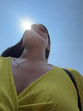 MiraReach Live XXX-Chat