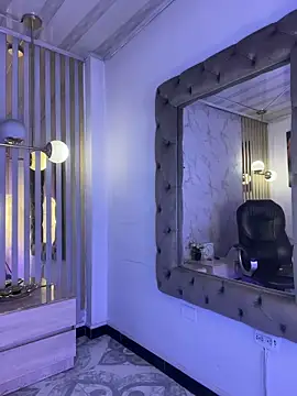 Catalinaa01's Live XXX Chat