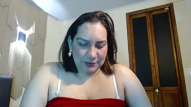 mia_coral1's Live XXX Chat