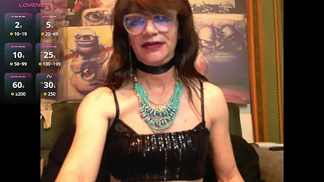 TheBlackWtch Show in webcam