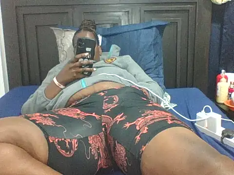 SexyTirries13 live XXX chat