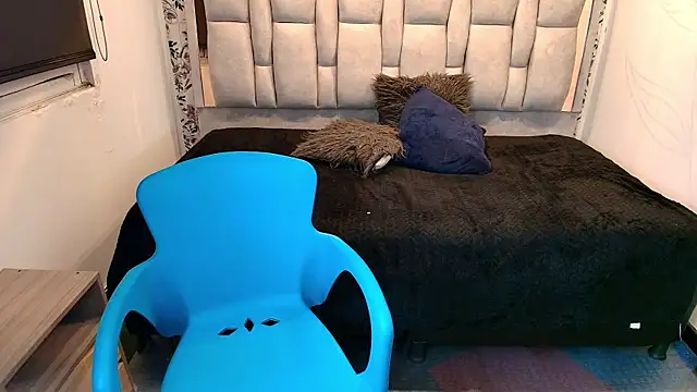 Keyla_Brunette_: онлайн-секс-чат