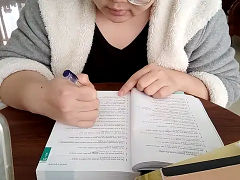 AngelwithEcup 라이브 XXX 채팅