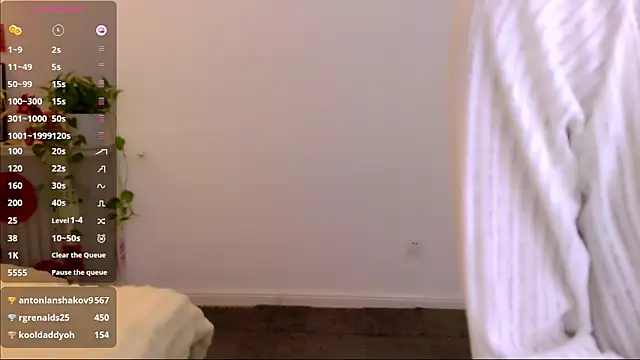 XXX chat uživo modela Nitamade79