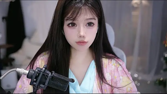 XXX chat uživo modela Cecily