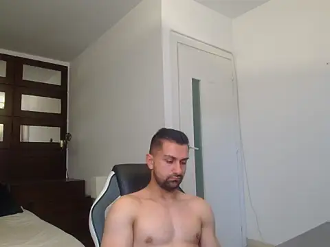 BryceReign 现场XXX聊天