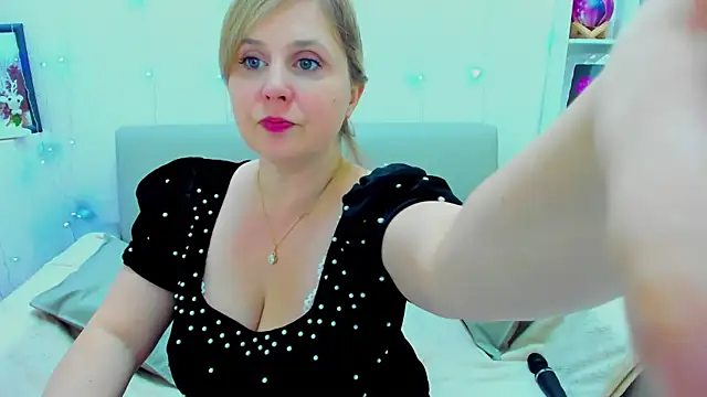 Erika_Lov Live XXX-Chat