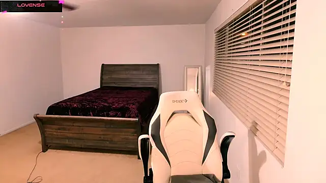 britteebee – Naživo XXX chat