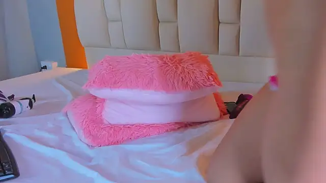 Chat XXX ao vivo de EmmaLawrence_