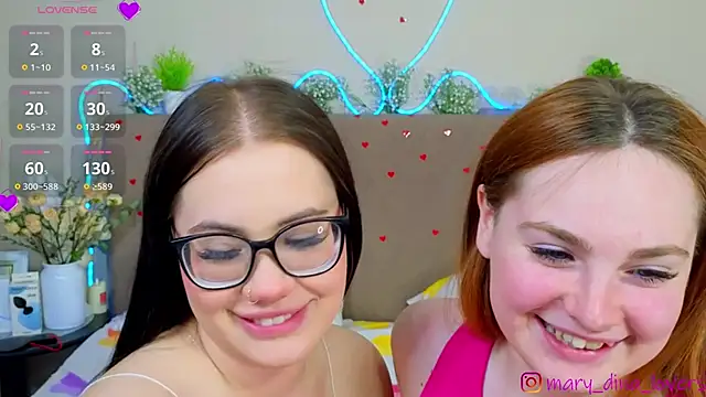 Mary_Dina Live XXX-Chat