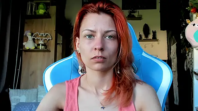 karo123421 Adlı Modelin Canlı XXX Sohbeti