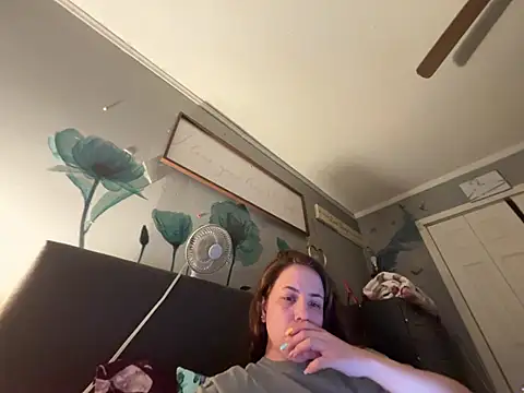 Pokazy przed kamerką – Vaua089