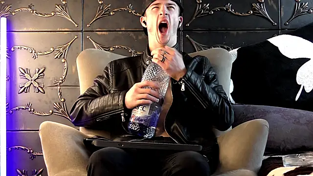 Chat XXX en directo de SirReed