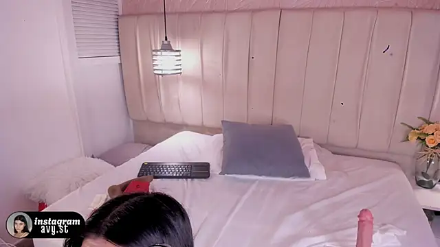 avy_st Chat XXX live