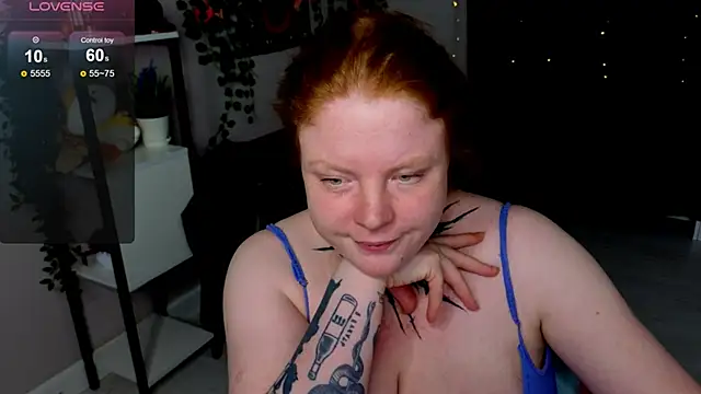 Cassie_xKiss: απευθείας συνομιλία ΧΧΧ